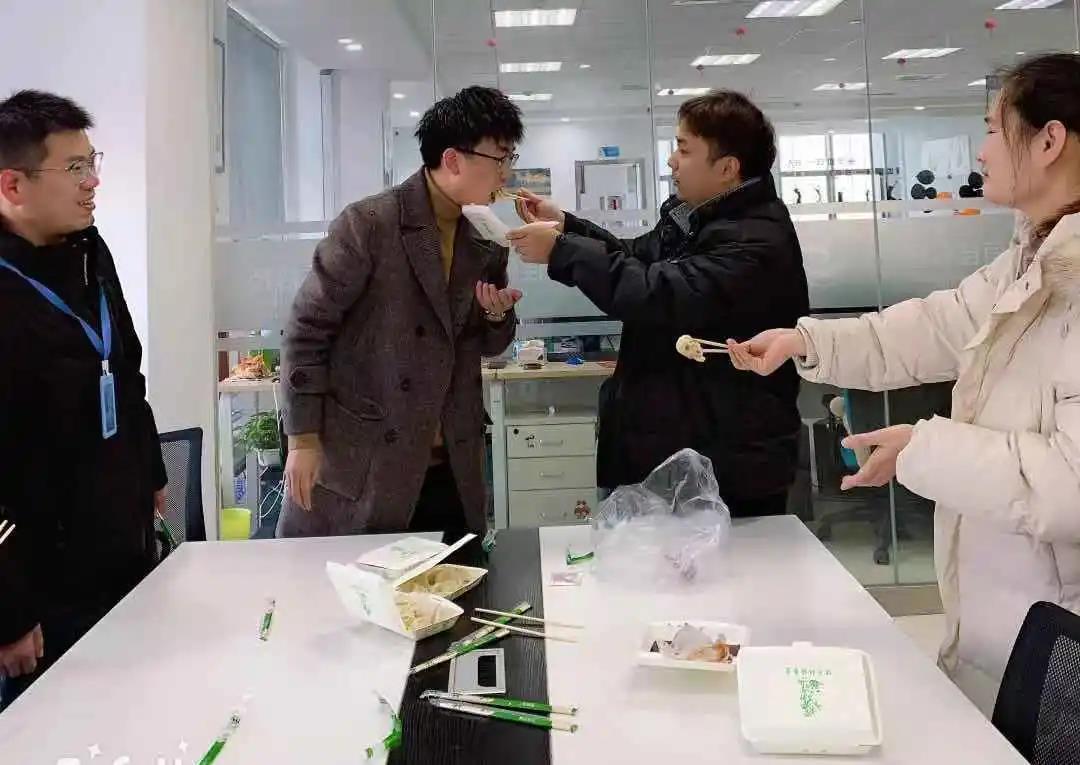 今天是冬至，来赛航吃饺子呀~